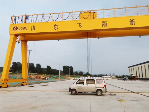 雙梁（liáng）門式起重機