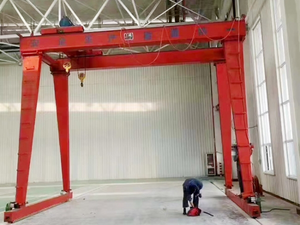 雙梁門（mén）式起重機