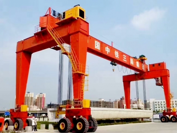 雙梁門式起重機（jī）