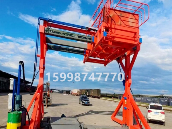 集裝箱翻轉機（jī）